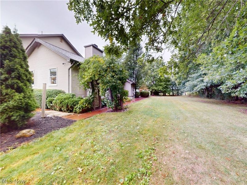 9875 Detwiler Road, Canfield, OH 44406 Photo 3