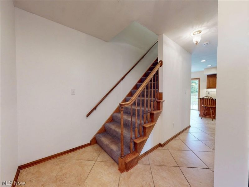 9875 Detwiler Road, Canfield, OH 44406 Photo 4