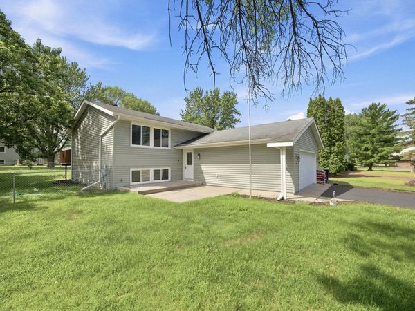 3360 117th Avenue NW, Coon Rapids, MN 55433