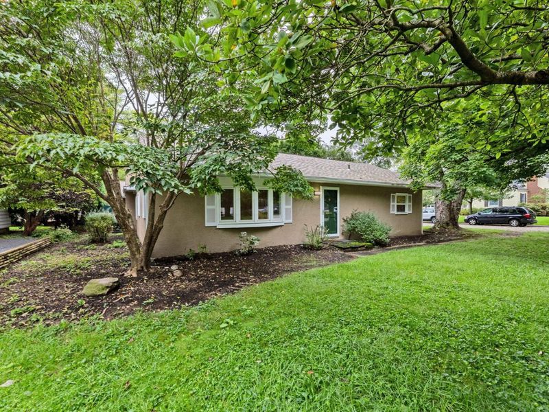 319 W South Street , Worthington, OH 43085 Photo 1