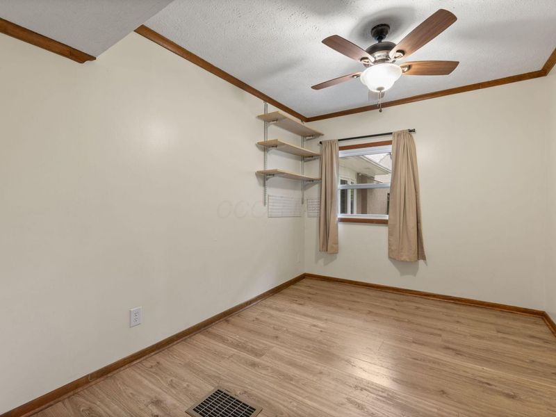 319 W South Street , Worthington, OH 43085 Photo 20