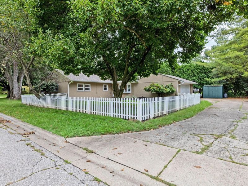 319 W South Street , Worthington, OH 43085 Photo 27