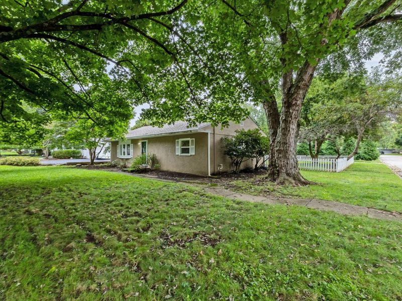 319 W South Street , Worthington, OH 43085 Photo 3