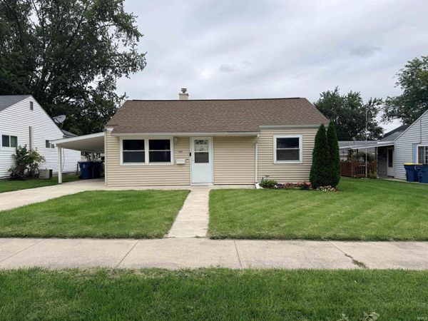 707 Randolph Street, Angola, IN 46703
