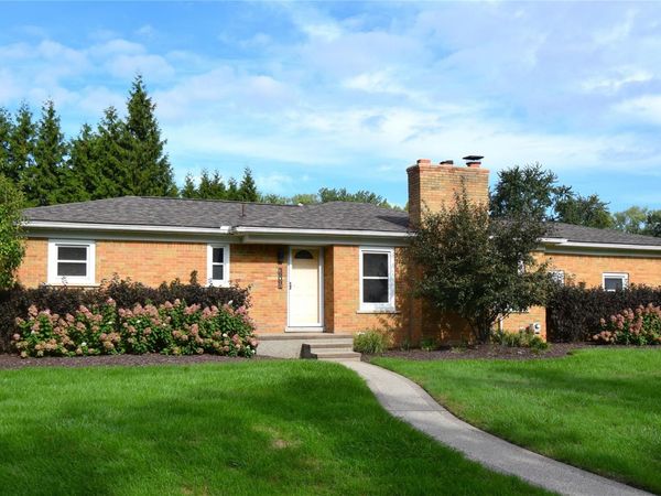 38081 E Bonkay Drive , Clinton Township, Mi 48036