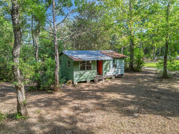 124 P A Sanders Road , Sopchoppy, FL 32358