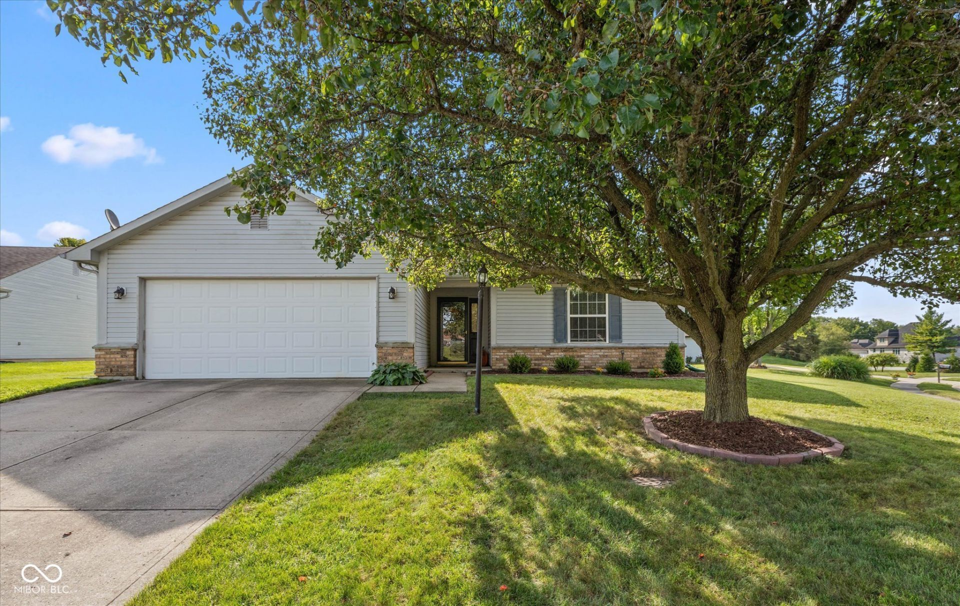 111 Brixton Woods East Drive, Pittsboro, IN 46167 Main Photo