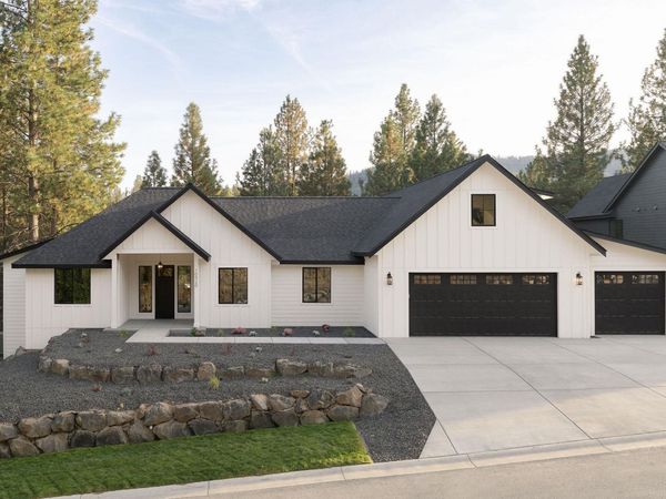 10920 E 51st Ln, Spokane, WA 99206