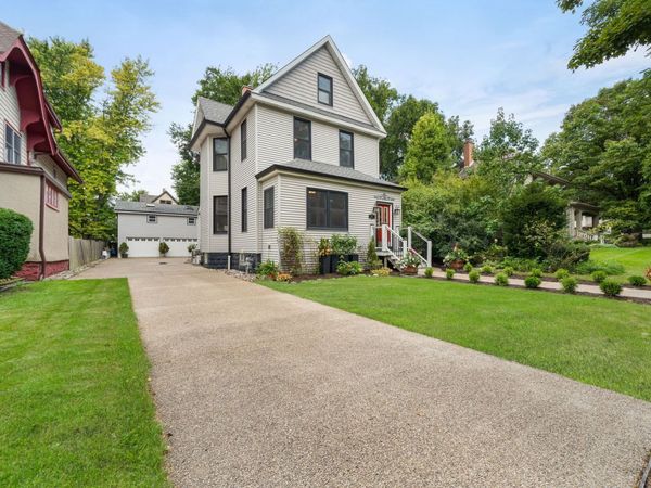 210 8th Avenue , La Grange, IL 60525