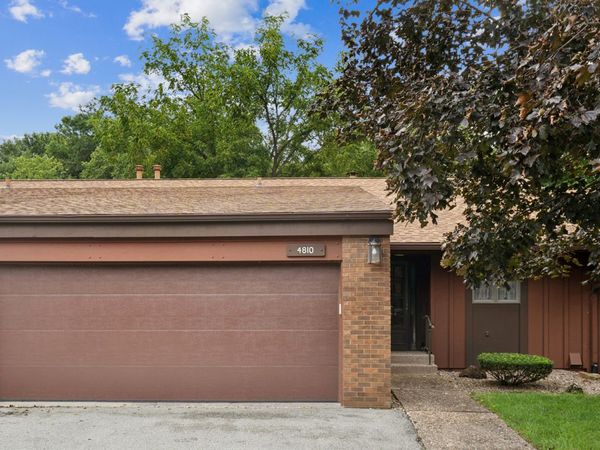 4810 6th Avenue Drive , Unit 6, Moline, IL 61265