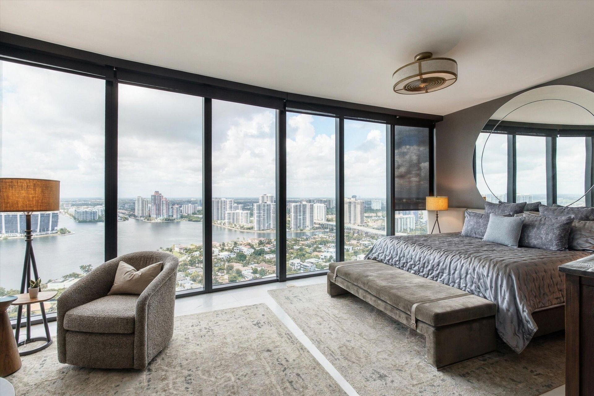 18555 Collins Avenue, Unit 3303, Sunny Isles Beach, FL 33160 Photo