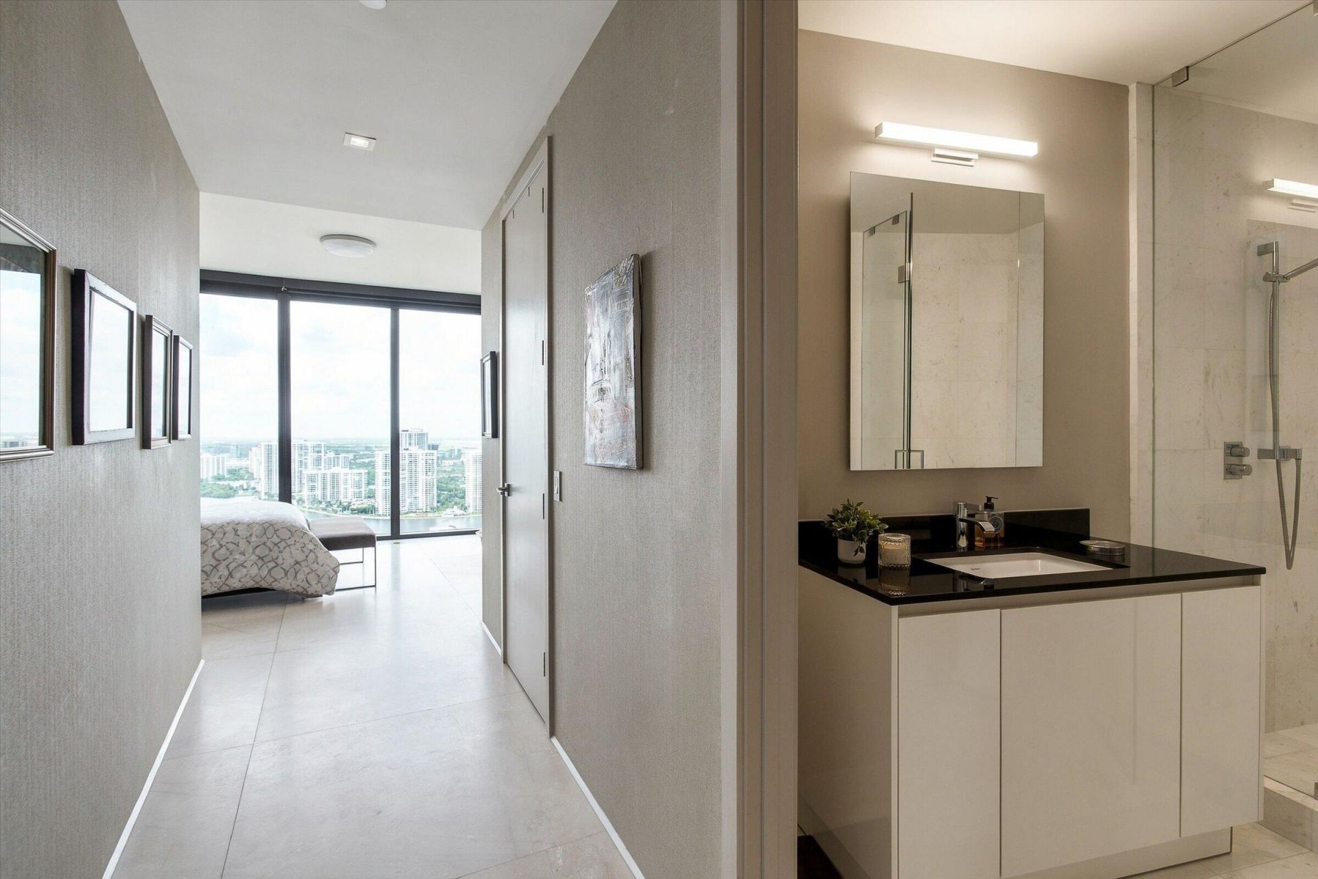 18555 Collins Avenue, Unit 3303, Sunny Isles Beach, FL 33160 Photo