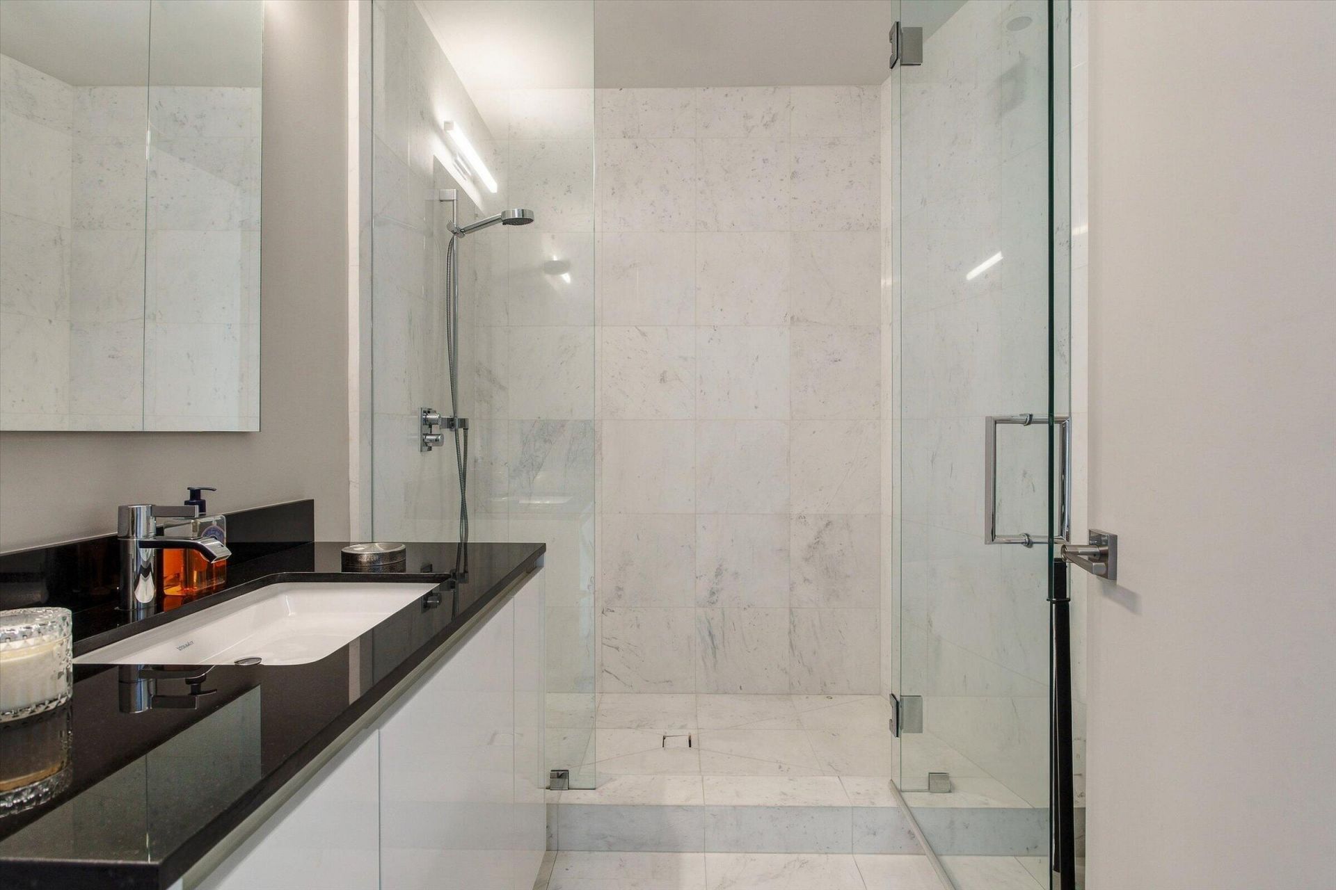 18555 Collins Avenue, Unit 3303, Sunny Isles Beach, FL 33160 Photo