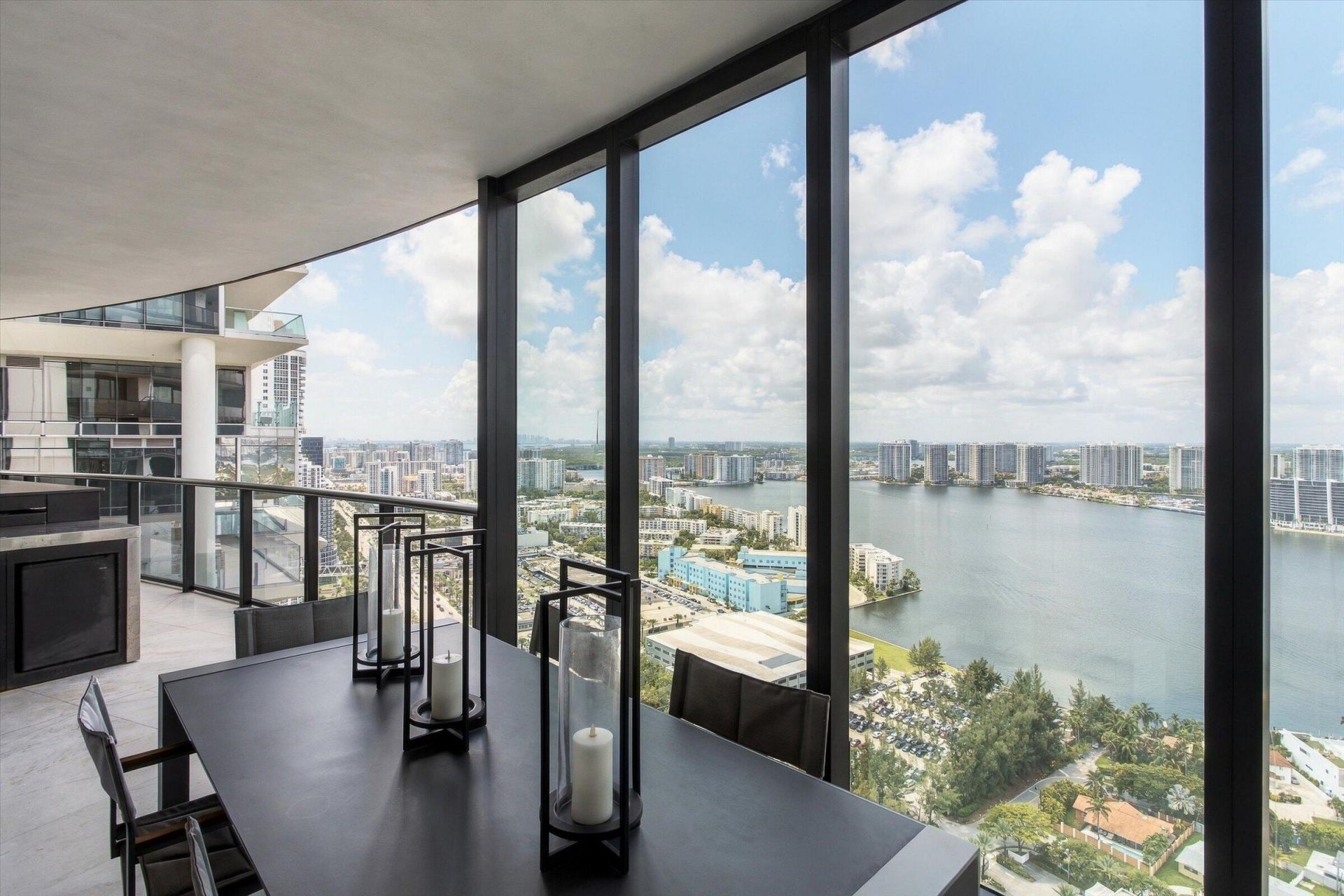 18555 Collins Avenue, Unit 3303, Sunny Isles Beach, FL 33160 Photo