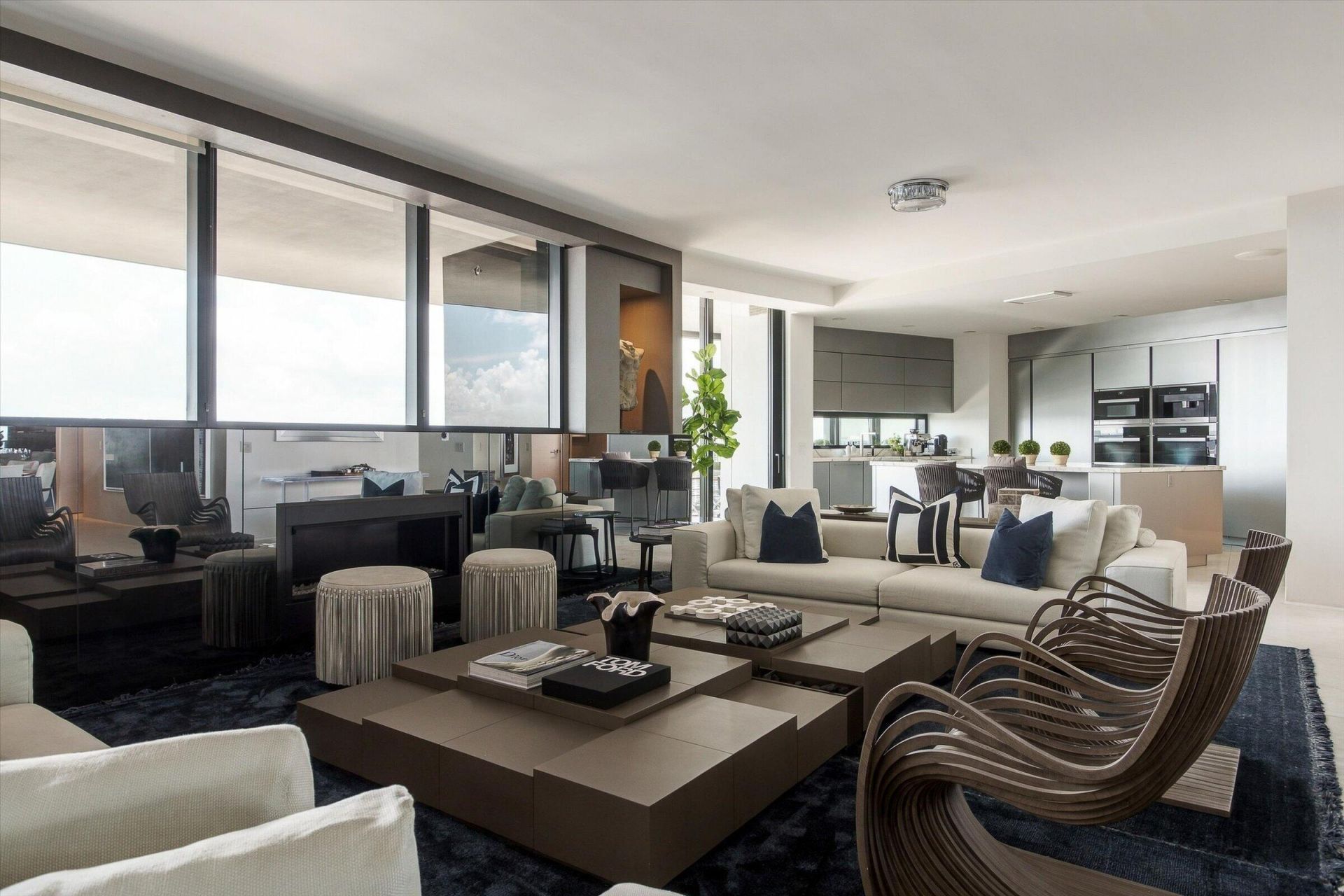 18555 Collins Avenue, Unit 3303, Sunny Isles Beach, FL 33160 Photo