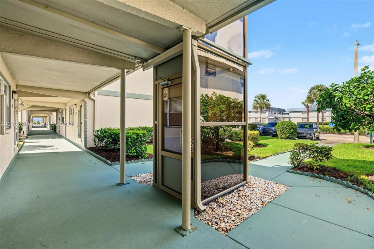 373 Monaco H , Unit H, Delray Beach, FL 33446 Photo