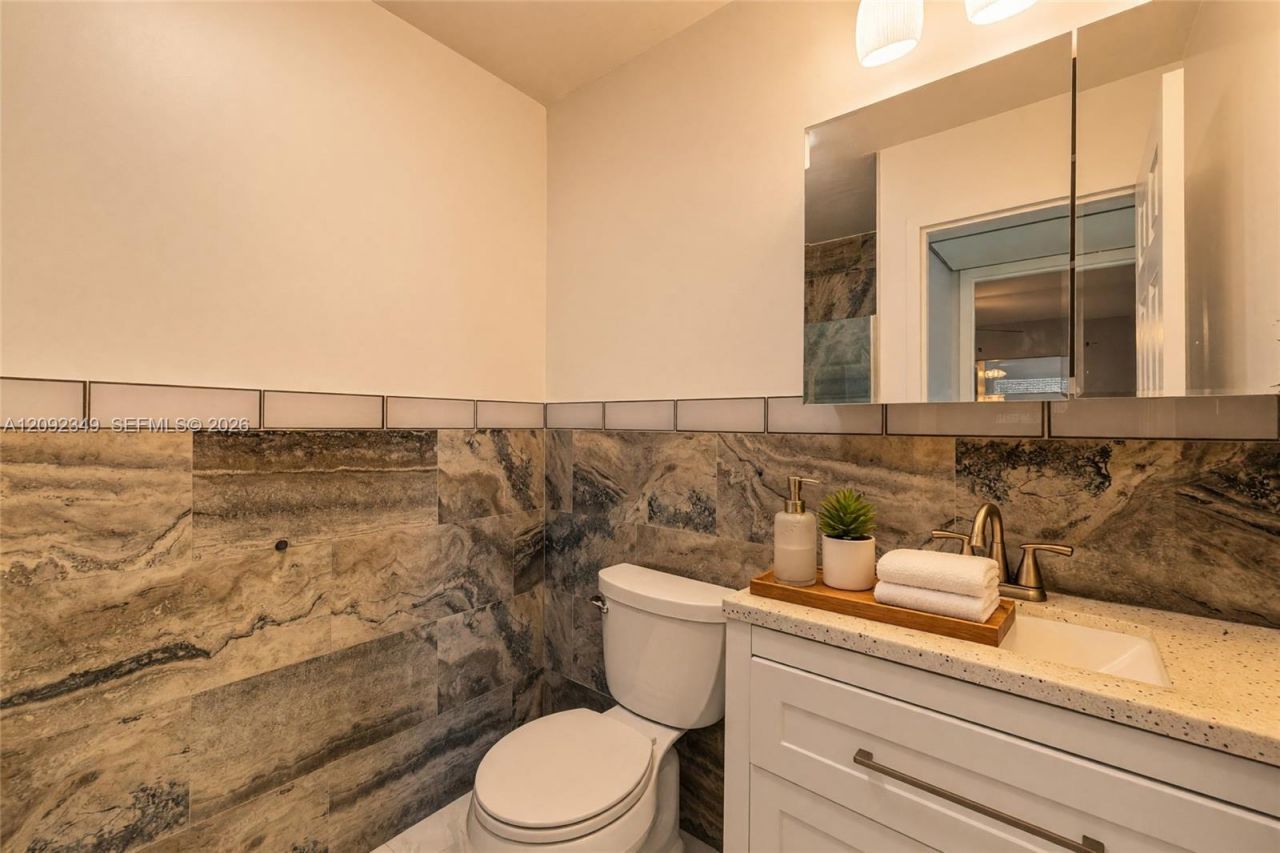 373 Monaco H , Unit H, Delray Beach, FL 33446 Photo
