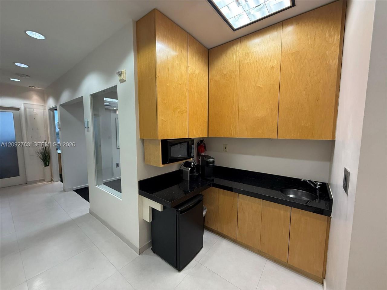 1680 Michigan Ave , Unit 914, Miami Beach, FL 33139 Photo