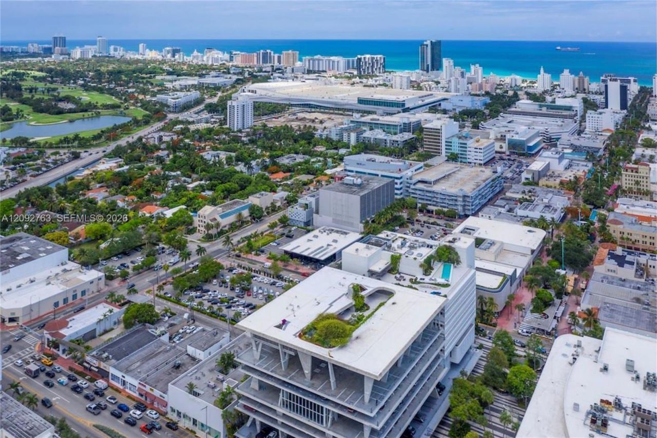 1680 Michigan Ave , Unit 914, Miami Beach, FL 33139 Photo