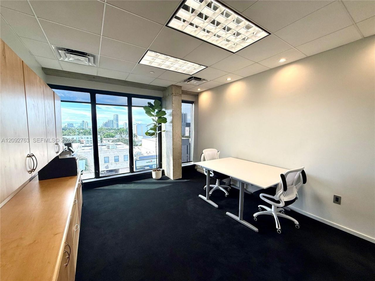 1680 Michigan Ave , Unit 914, Miami Beach, FL 33139 Photo