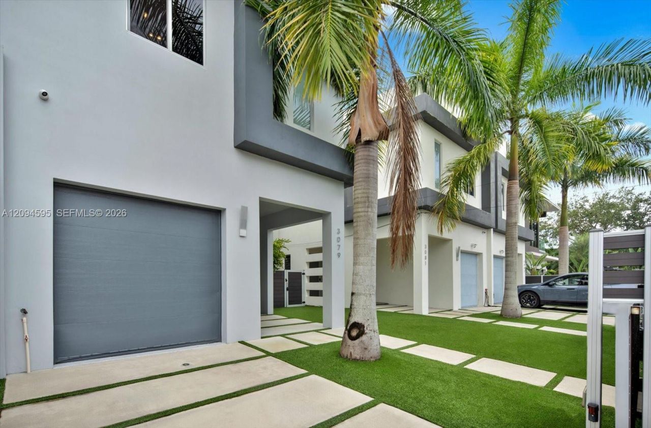 3079 Carter St, Unit 3079, Miami, FL 33133 Photo