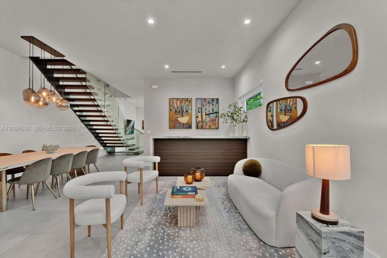 3079 Carter St, Unit 3079, Miami, FL 33133 Photo
