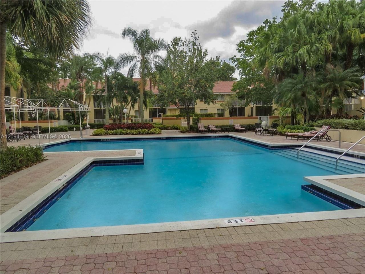 990 Coral Club Dr, Unit 990, Coral Springs, FL 33071 Photo