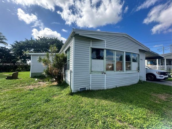 21870 NW 1st St , Unit H, Pembroke Pines, FL 33029