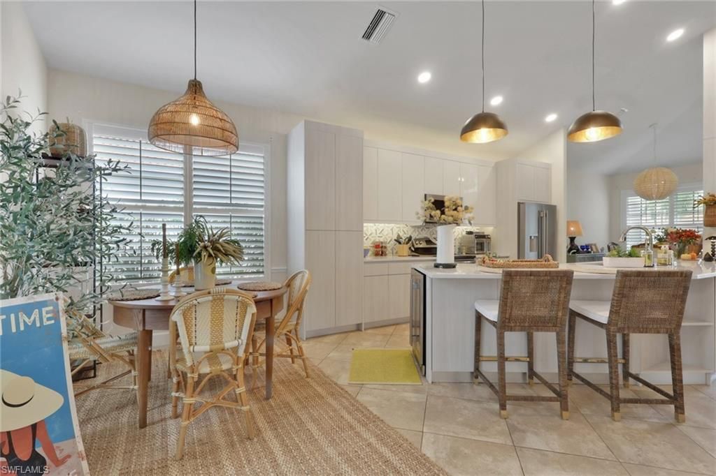 8816 Ventura Way , Naples, FL 34109 Photo