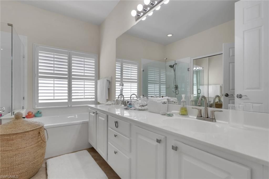 8816 Ventura Way , Naples, FL 34109 Photo