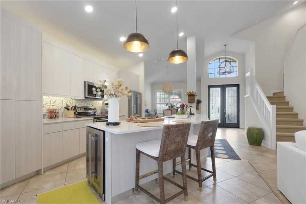 8816 Ventura Way , Naples, FL 34109 Photo