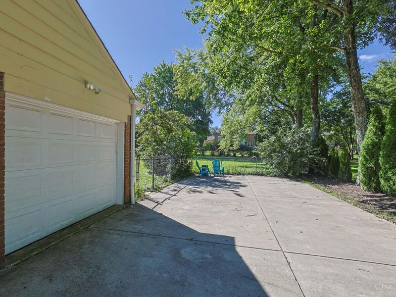 10111 Zig Zag Road, Blue Ash, OH 45242 Photo 19