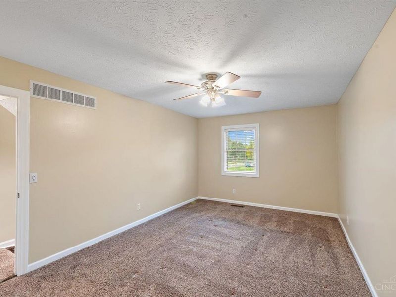 5944 Mill Crest Court, Fairfield Township, OH 45011 Photo 12