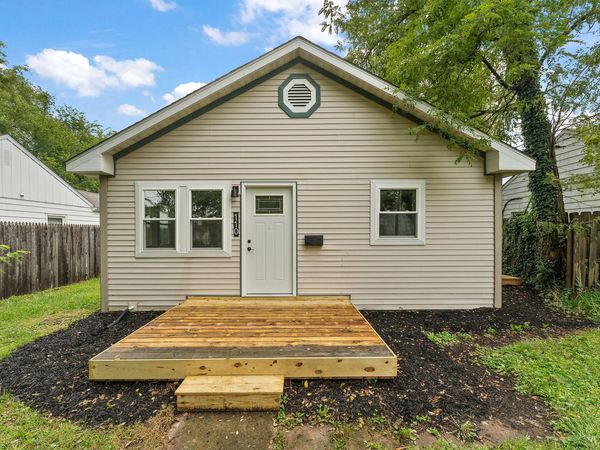 110 S Union Street , Crown Point, IN 46307
