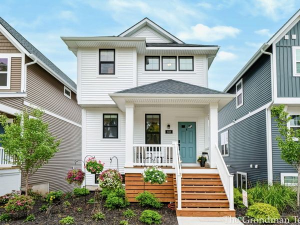 818 S Lake Street, Whitehall, MI 49461