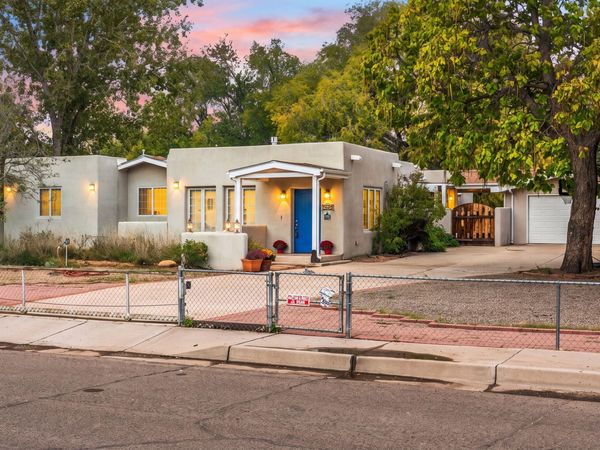 3123 Spur Court NW, Albuquerque, NM 87104