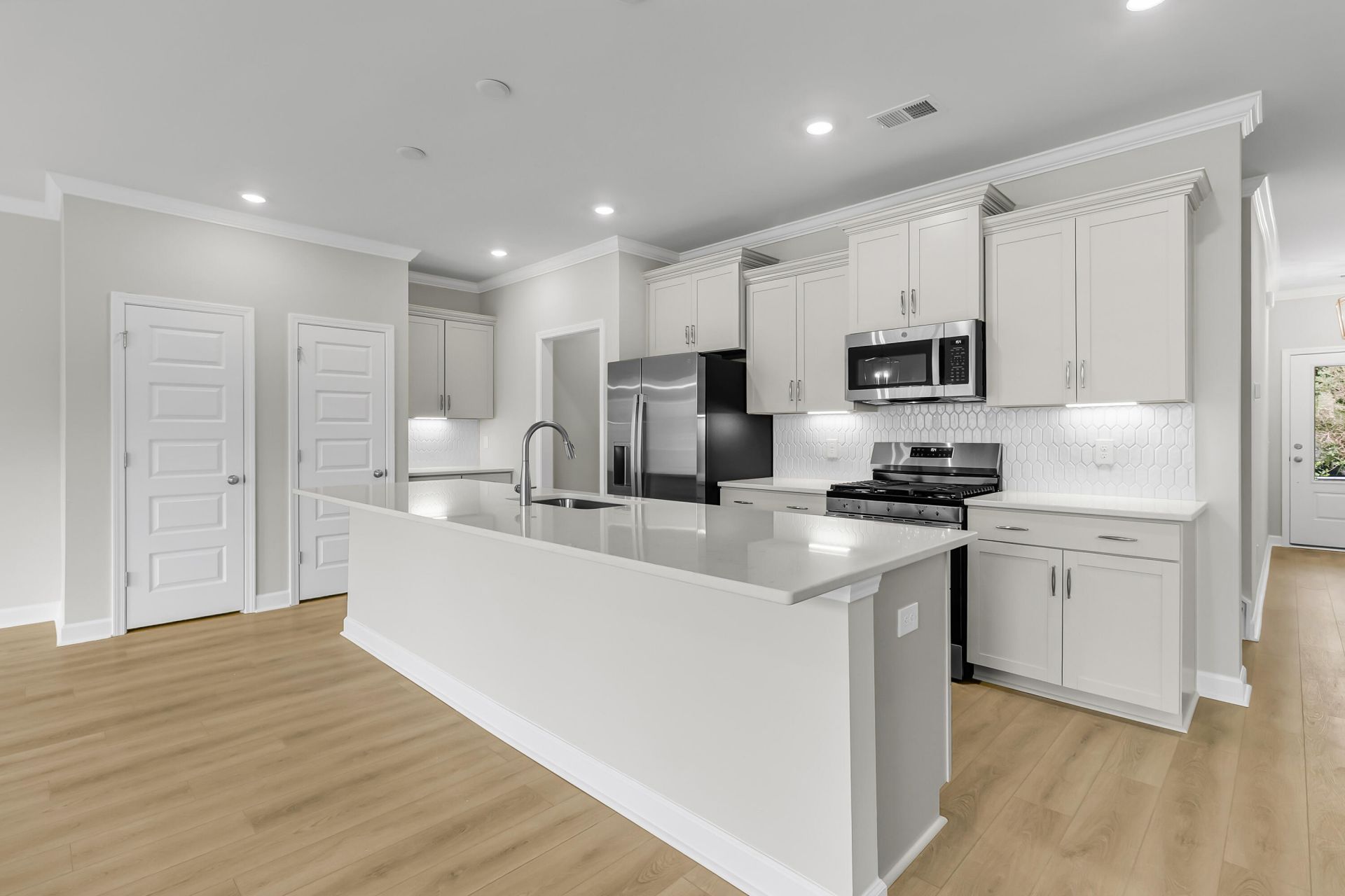 116 Dahlberg Street Photo 6