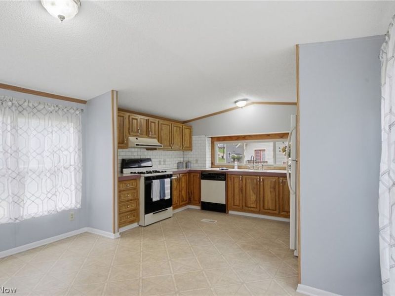 1820 Adamsville Road, Zanesville, OH 43701 Photo 22