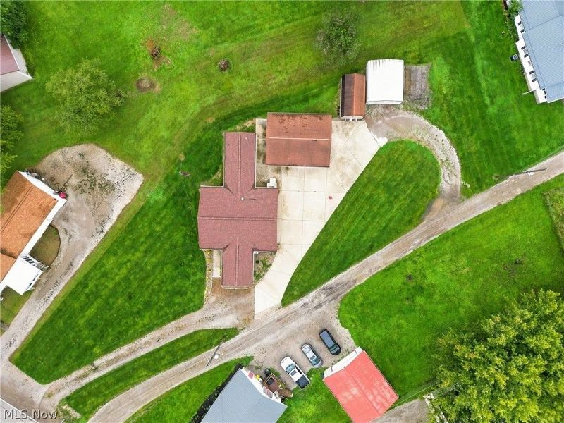1820 Adamsville Road, Zanesville, OH 43701 Photo 3