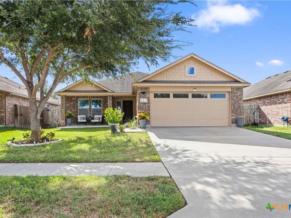 117 Flint Rock Court , Victoria, TX 77904