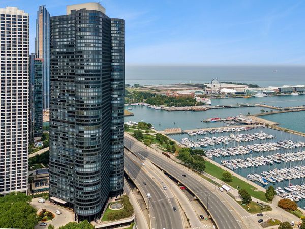 155 N Harbor Drive N, Unit 1411, Chicago, IL 60601