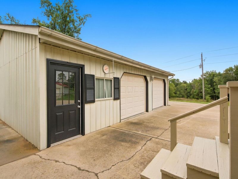 1820 Adamsville Road , Zanesville, OH 43701 Photo 2