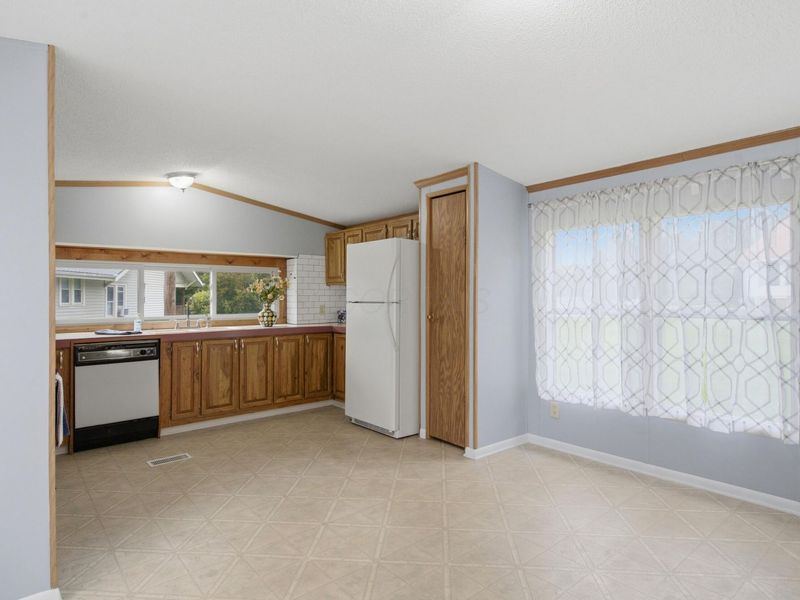 1820 Adamsville Road , Zanesville, OH 43701 Photo 21