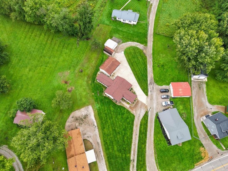 1820 Adamsville Road , Zanesville, OH 43701 Photo 4