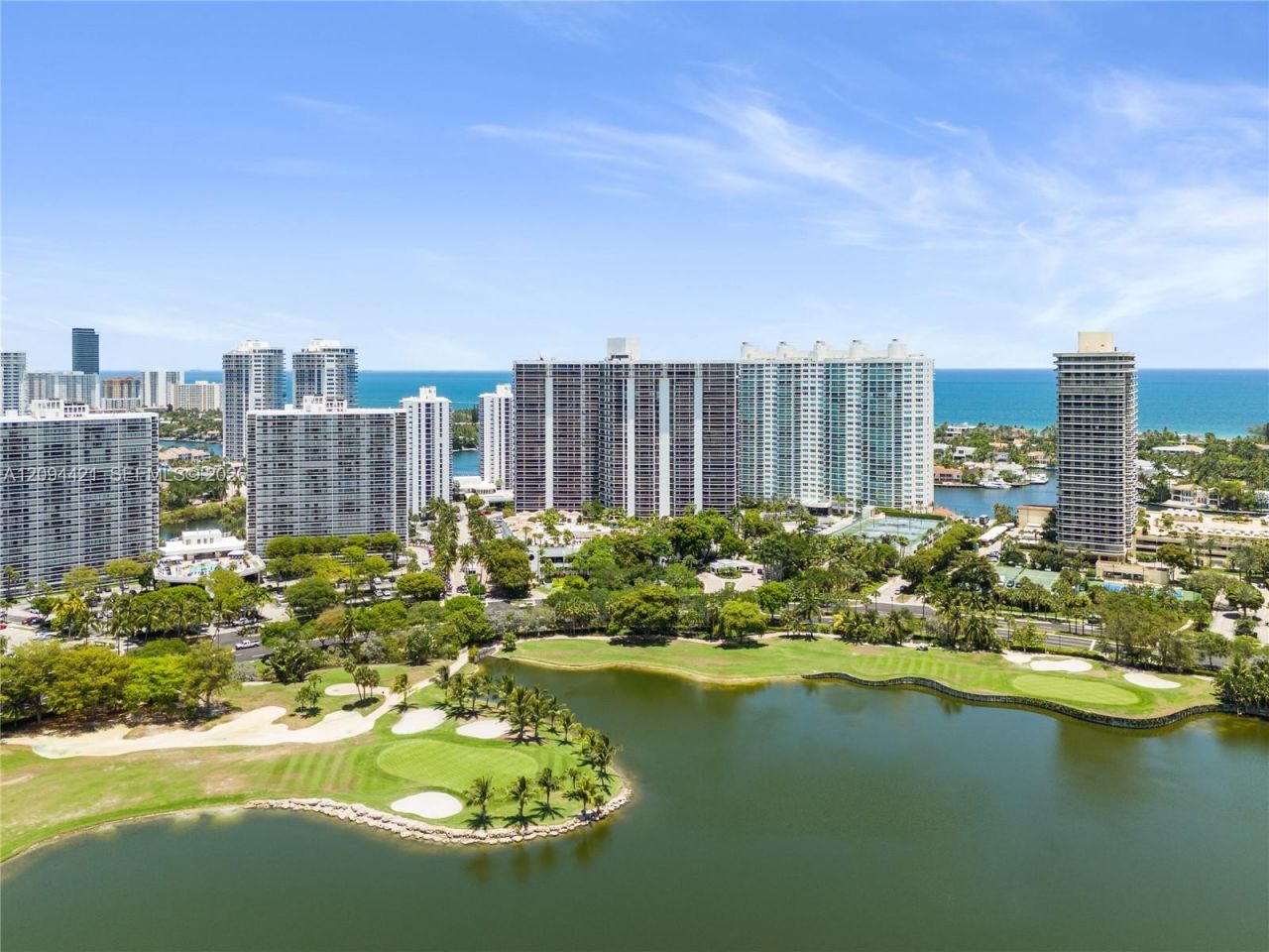 20281 E Country Club Dr , Unit 403, Aventura, FL 33180 Photo