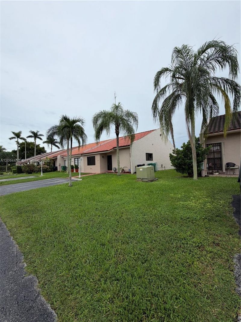 14712 SW 63rd Ln, Unit ., Miami, FL 33193 Photo