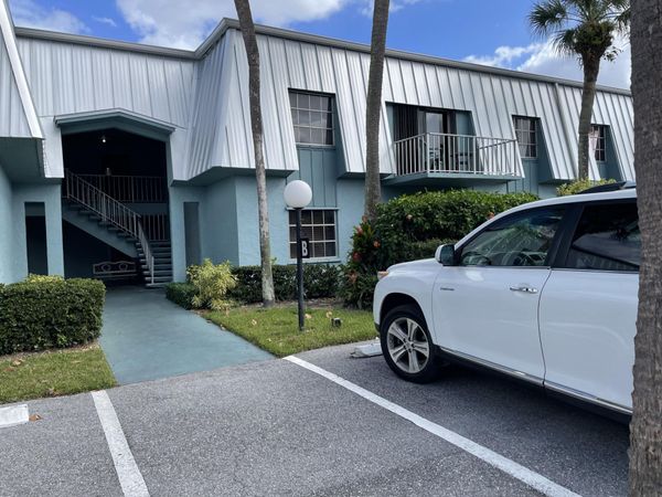 950 S KANNER HWY B-7 Highway, Unit B-7, Stuart, FL 34994