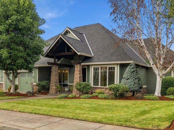 1673 Mountain Dr, Stayton, OR 97383