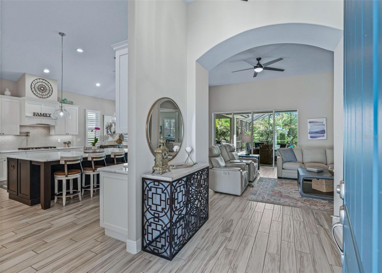 6043 Apex Way, Lady Lake, FL 32159 Photo