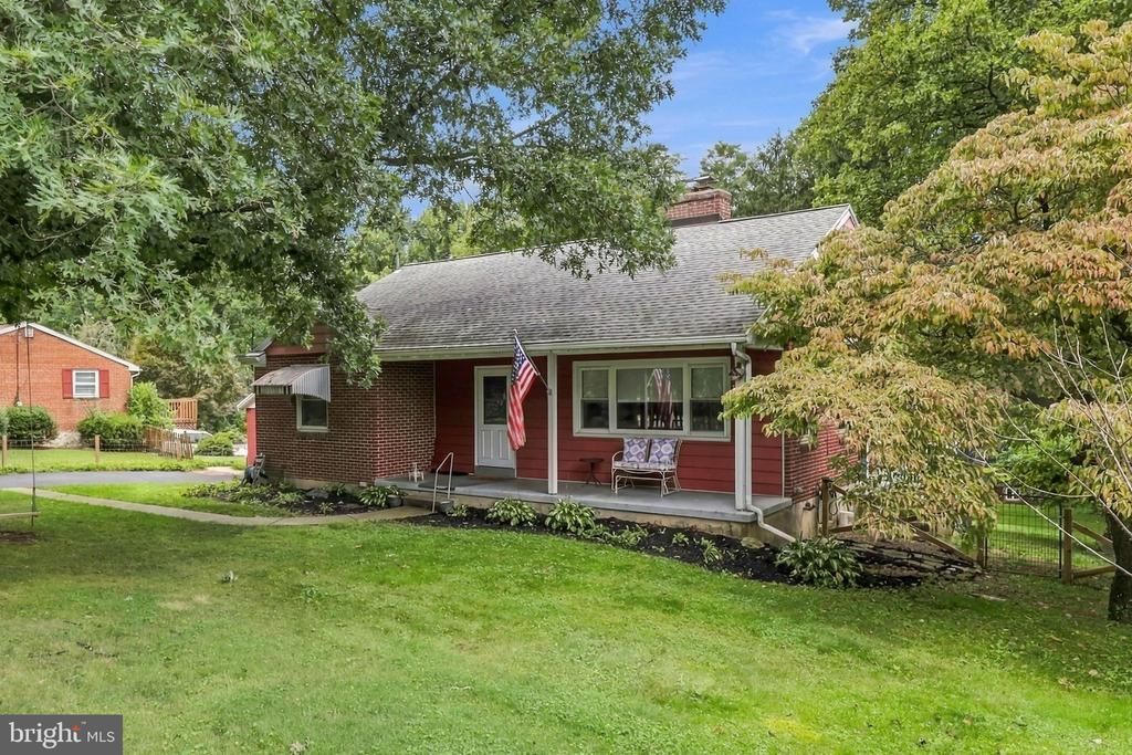 634 FAIRMONT AVENUE, WERNERSVILLE, PA 19565